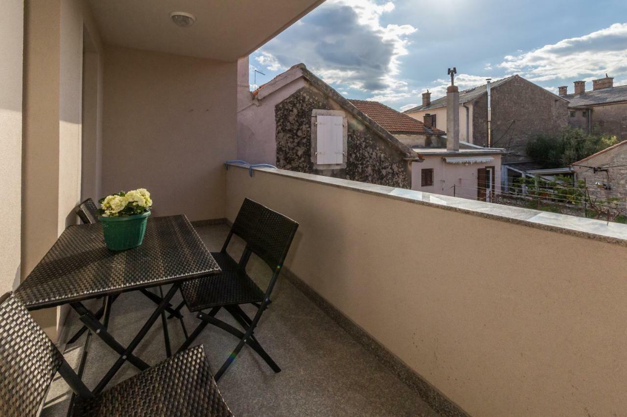 Appartement App Joly In Center Old Town à Biograd Na Moru Extérieur photo