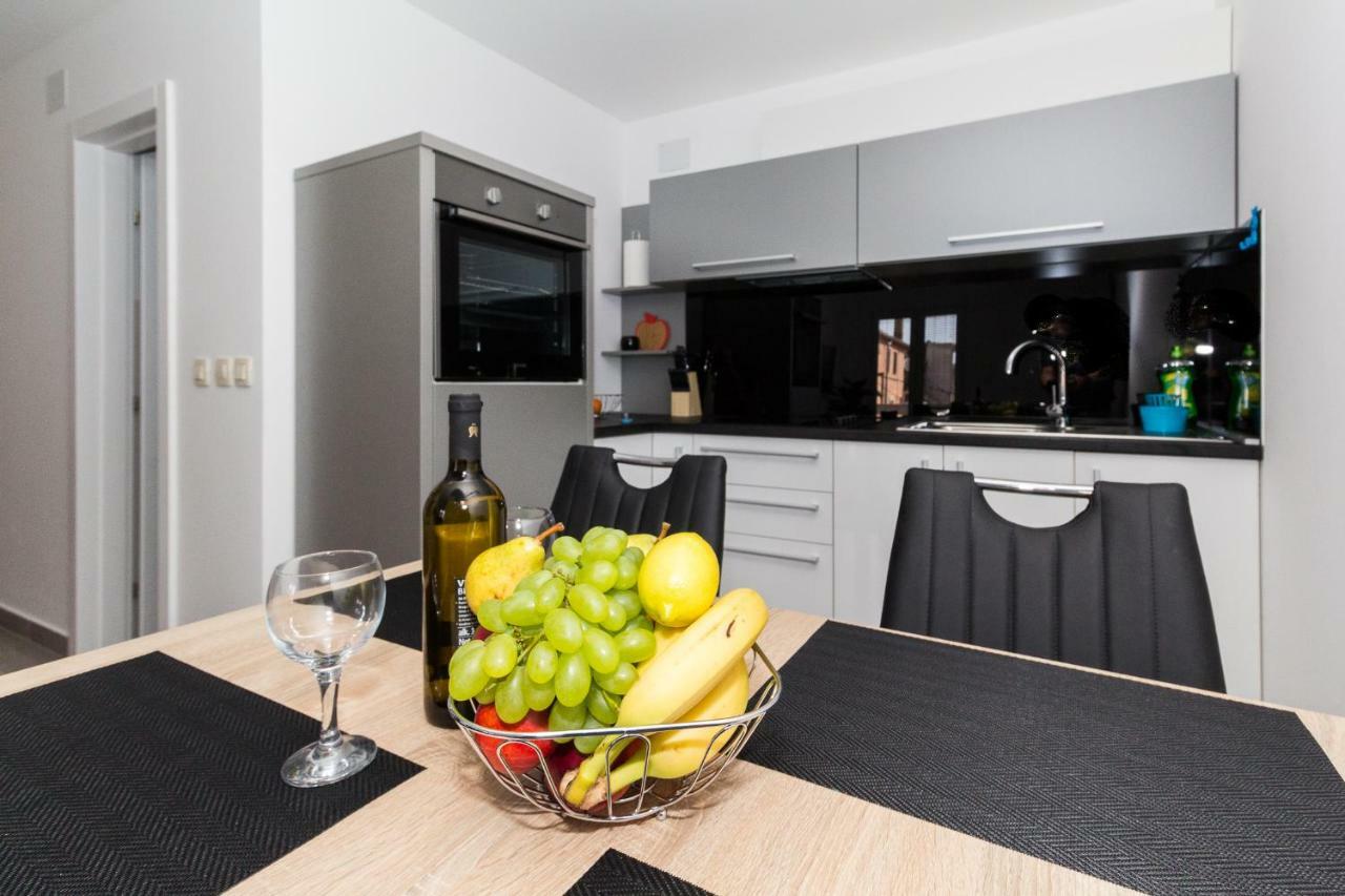 Appartement App Joly In Center Old Town à Biograd Na Moru Extérieur photo